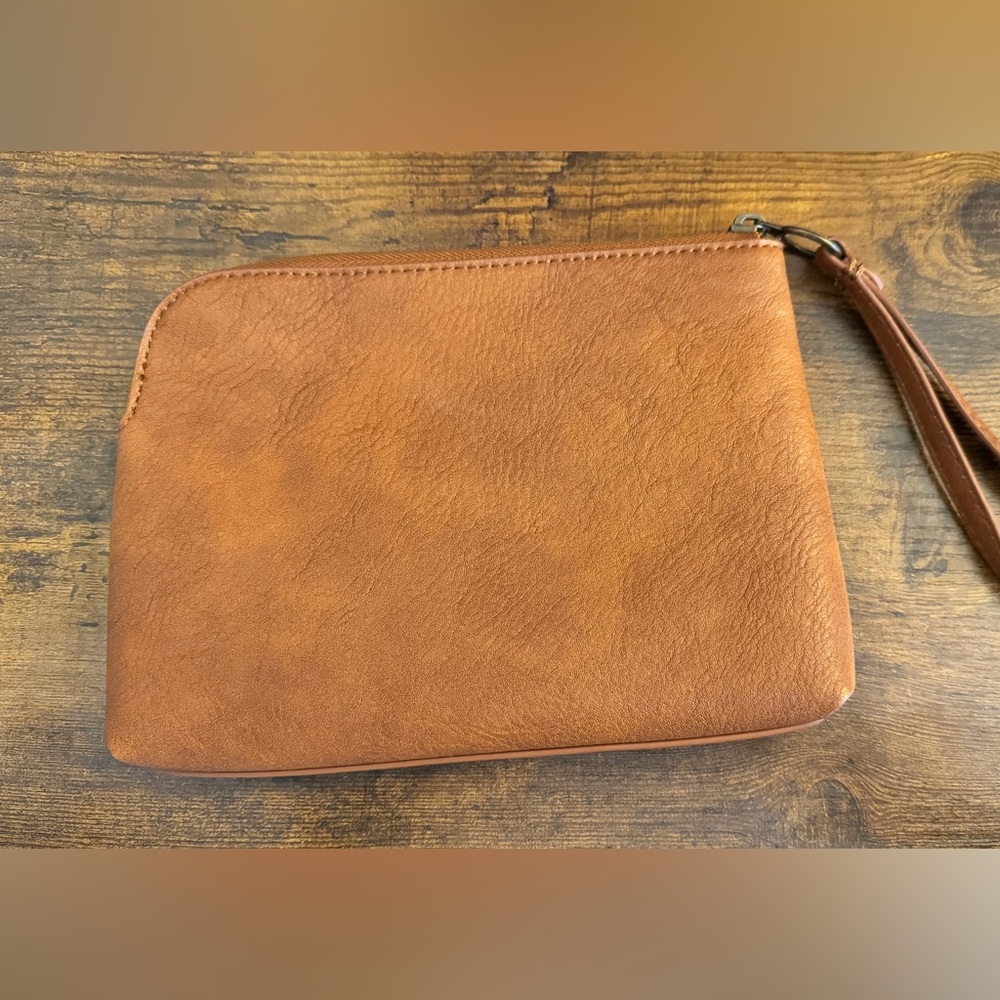 Universal Thread Leather Wristlet - image 2